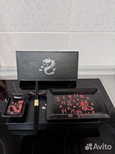 Набор посуды для суши и роллов