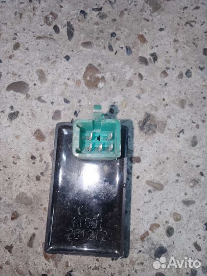 Ямасаки Спринтер 125 коммутатор б/у