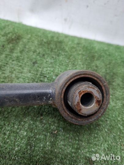 Рычаг подвески нижний задний правый Honda Accord