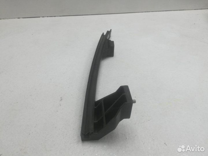 Направляющая стеклоподьёмника задняя правая Kia