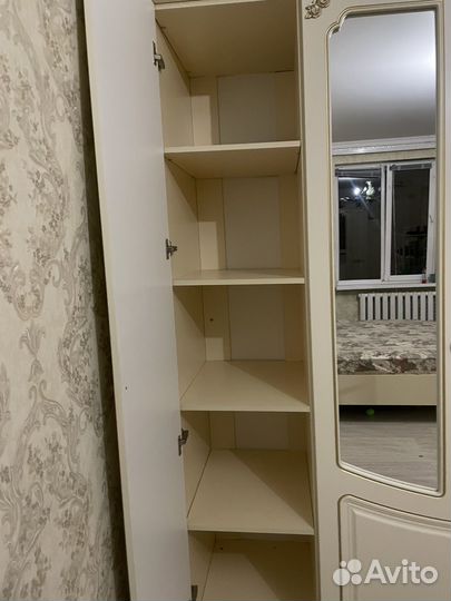 Спальный гарнитур бу