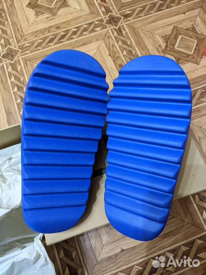 Adidas yeezy slide azure тапки