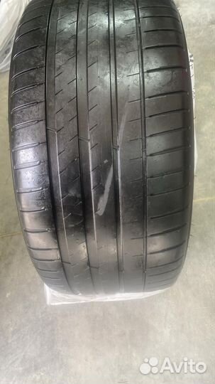 Michelin Pilot Sport 4 245/45 R18 и 275/40 R18