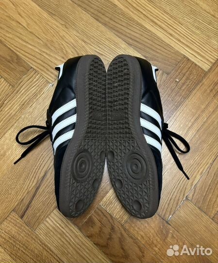 Adidas samba