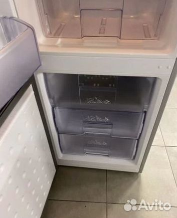 Ремонт холодильников Ремонт стиральных машин