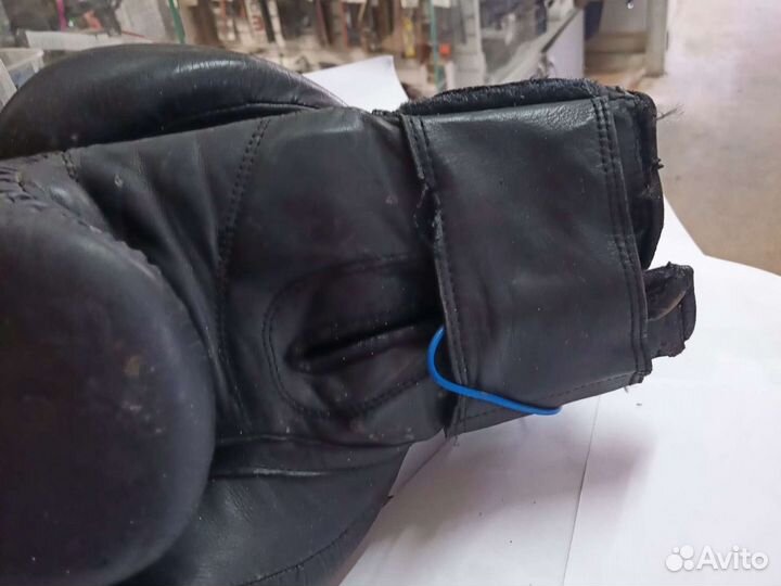 Боксерские перчатки 10 oz JIC кожа