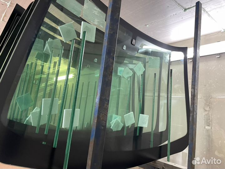 Лобовое стекло УАЗ Патриот