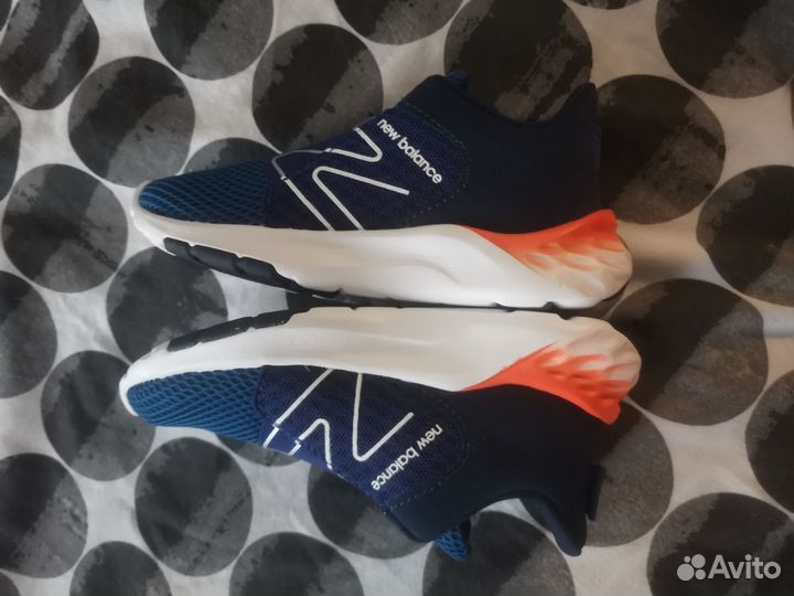 Кроссовки новые New balance оригинал