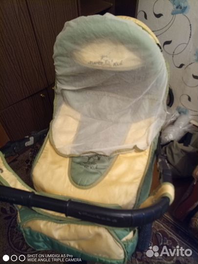 Детская коляска + Горка для купания в подарок