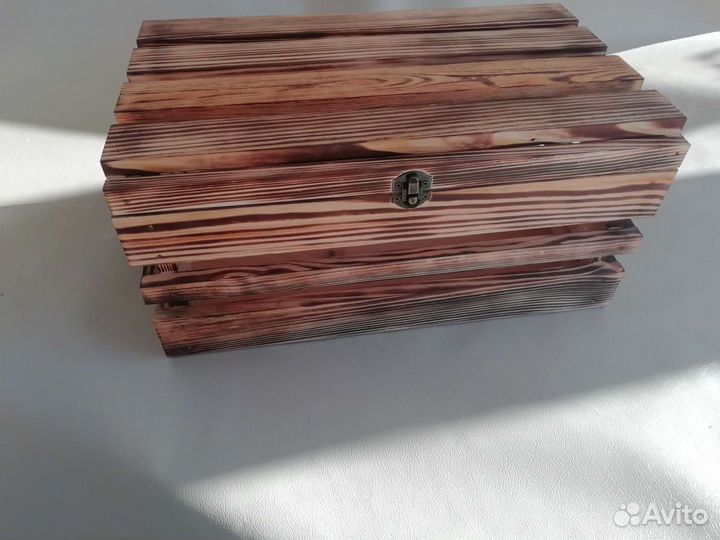 Ящик из натурального дерева