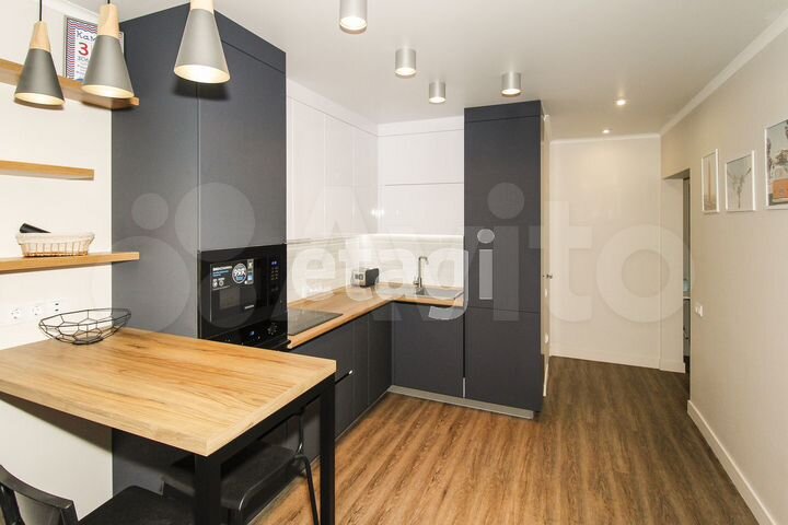 2-к. квартира, 61 м², 9/16 эт.