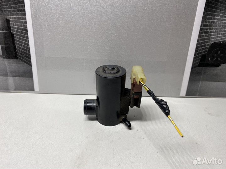 Моторчик омывателя лобового Honda Accord 7