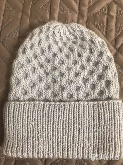 Шапка из мериноса и кидмохера на шёлке