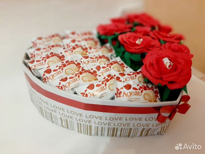 Сладкий подарок девушке