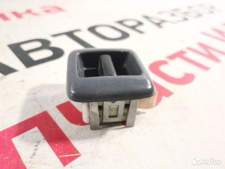 Кнопка стеклоподъемника задняя левая Toyota Rav 4