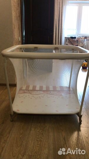 Манеж детский складной