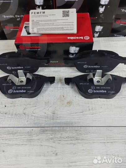 Передние тормозные колодки Brembo P24061