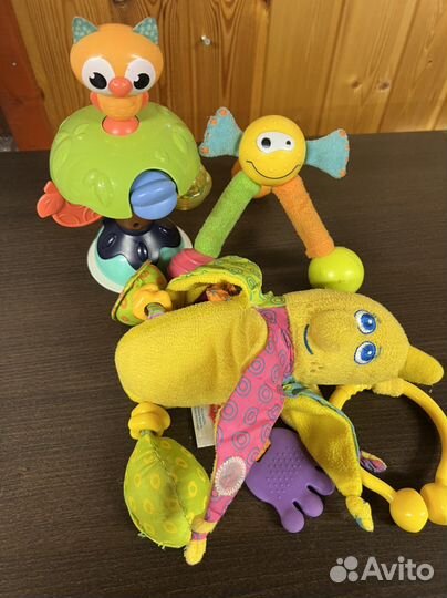 Игрушка на присоске