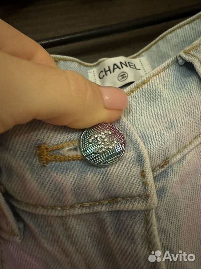 Новые джинсы Chanel