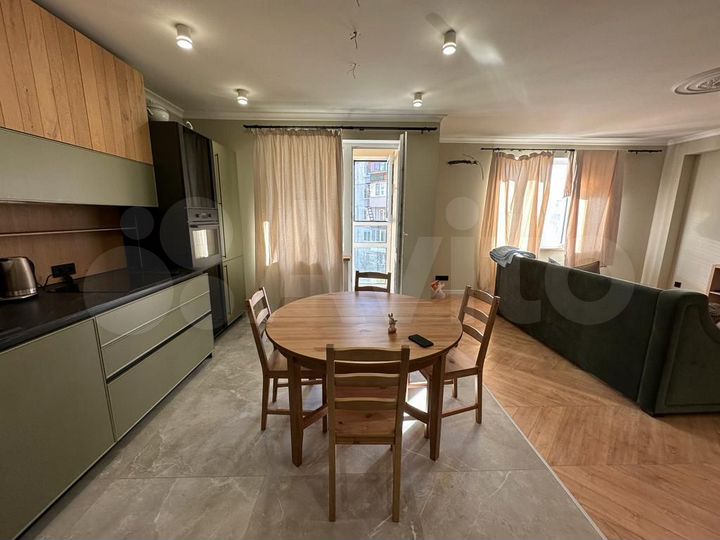 2-к. квартира, 78 м², 7/9 эт.