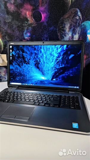 Ноутбук Dell 17.3 intel i7 3.00 GHz 8GB SSD 256GB