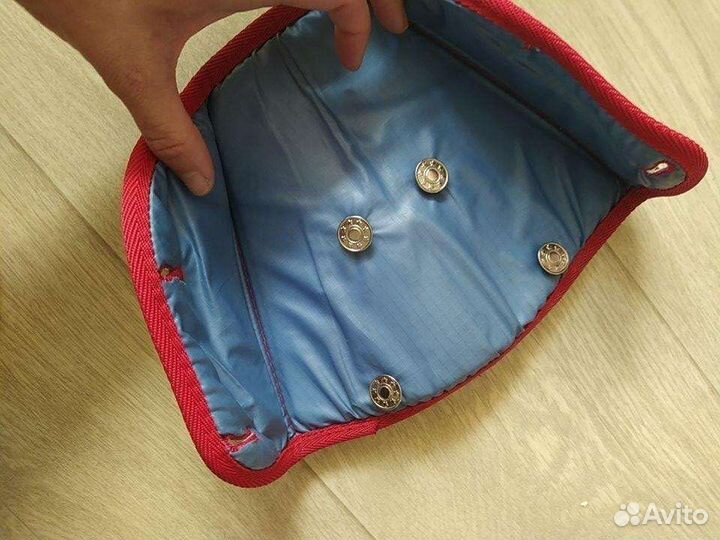 Детское удерживающее устройство