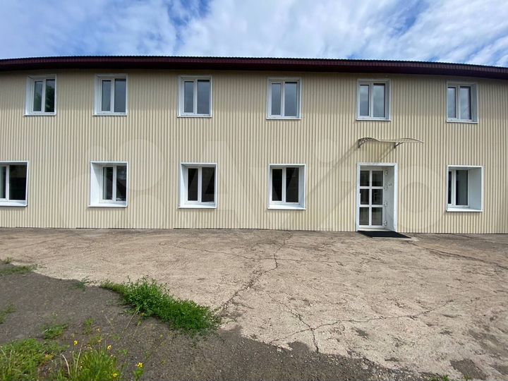 Здание, 496 м²