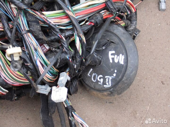 Электропроводка двигателя 1.6 Рено Логан 2