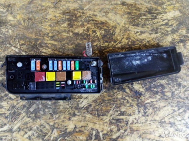 Блок предохранителей Opel Vectra C