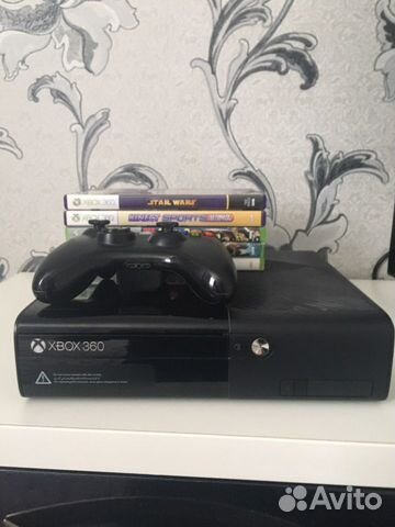 Xbox 360e 500gb+Kinect