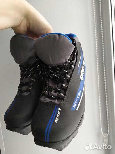 Лыжные ботинки 37