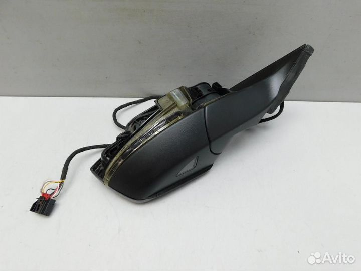 Зеркало правое электрическое Skoda Superb