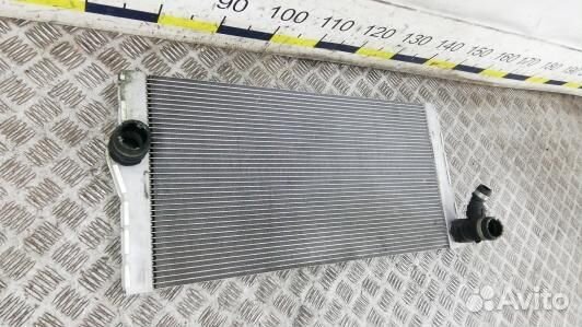 Радиатор системы охлаждения BMW 5 F10/F11 (4SE04KA