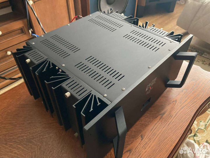 Усилитель Mark Levinson No23L