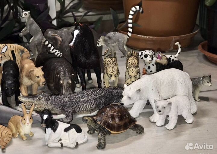 Фигурки животных Mojo 30 шт. коллекционные