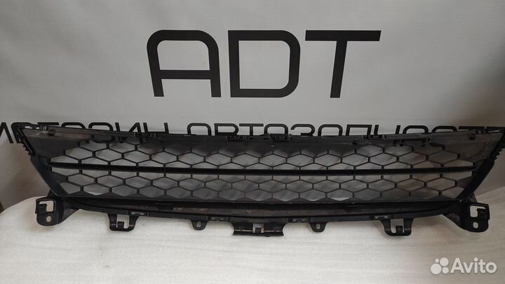 Решетка бампера Mazda 6 GH рестайлинг 2010-2012