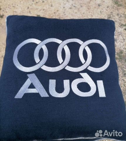 Подушка в автомобиль с вышивкой