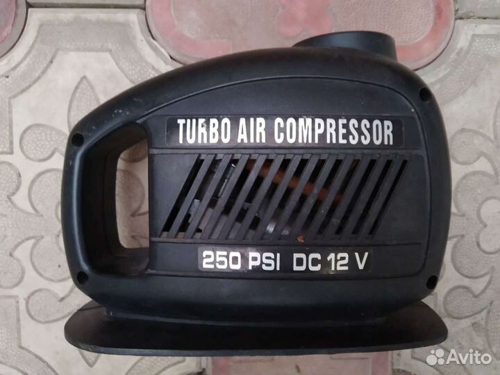 Стеклоподъёмник.Компрессор.Щетка. Салфетки