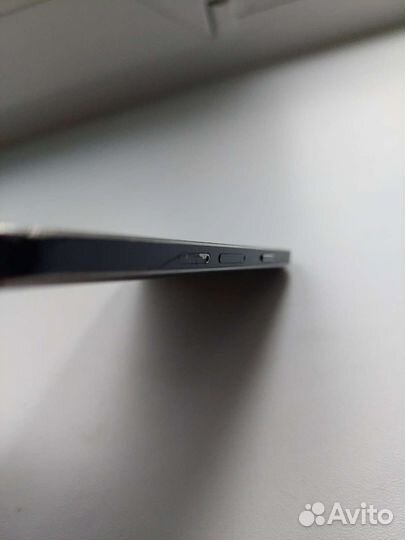 Телефон Samsung galaxy a3 2017