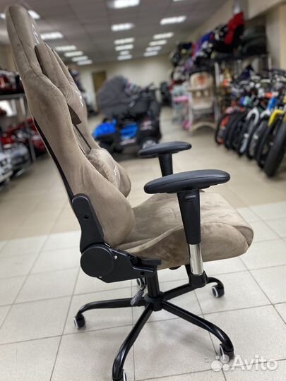 Игровое кресло Компьютерное кресло