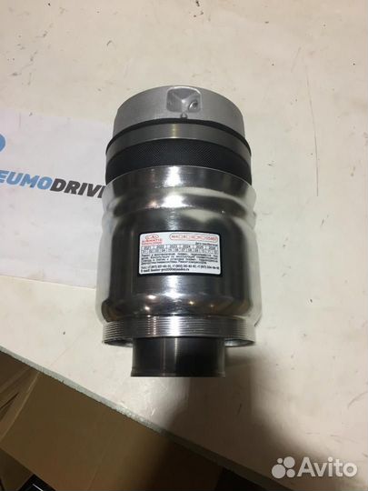 Пневмобаллон передний Volkswagen Touareg 2003-10