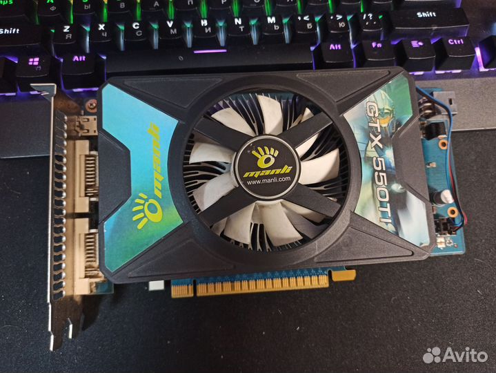 Три видеокарты