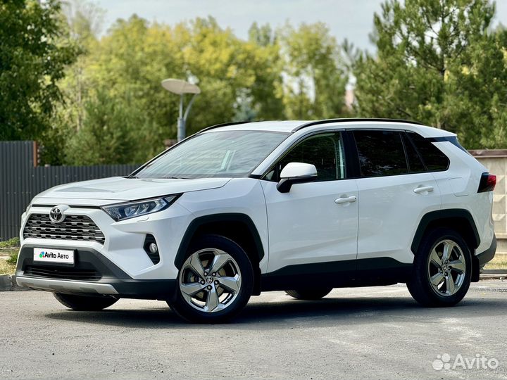 Toyota RAV4 2.0 CVT, 2020, 100 000 км