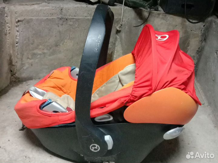 Детское автокресло 15 до 36 кг