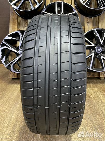Michelin Pilot Sport 5 285/40 R19 107Y