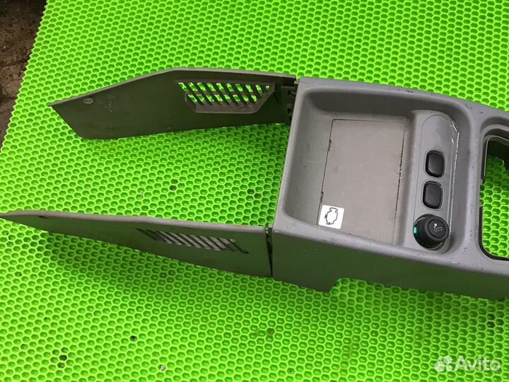 Консоль тоннель лада калина 1