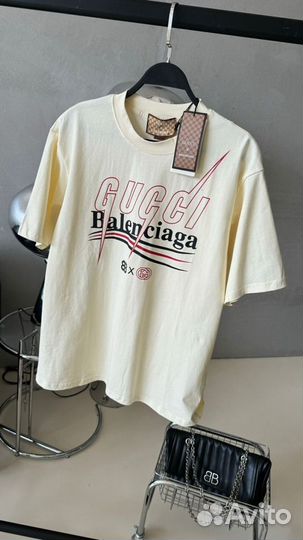 Футболка Balenciaga