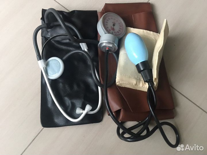 Тонометр механический