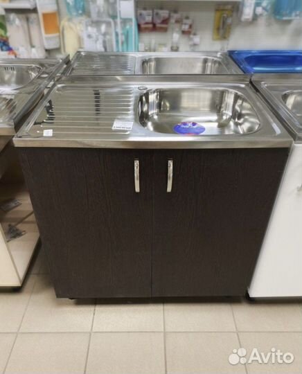 Кухонная тумба с мойкой