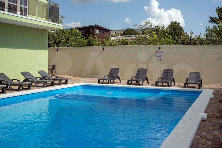 Комната 25 м², 1/3 эт.